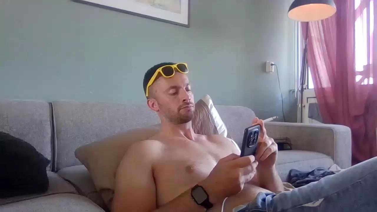 danny1993_xxx on Cam4 