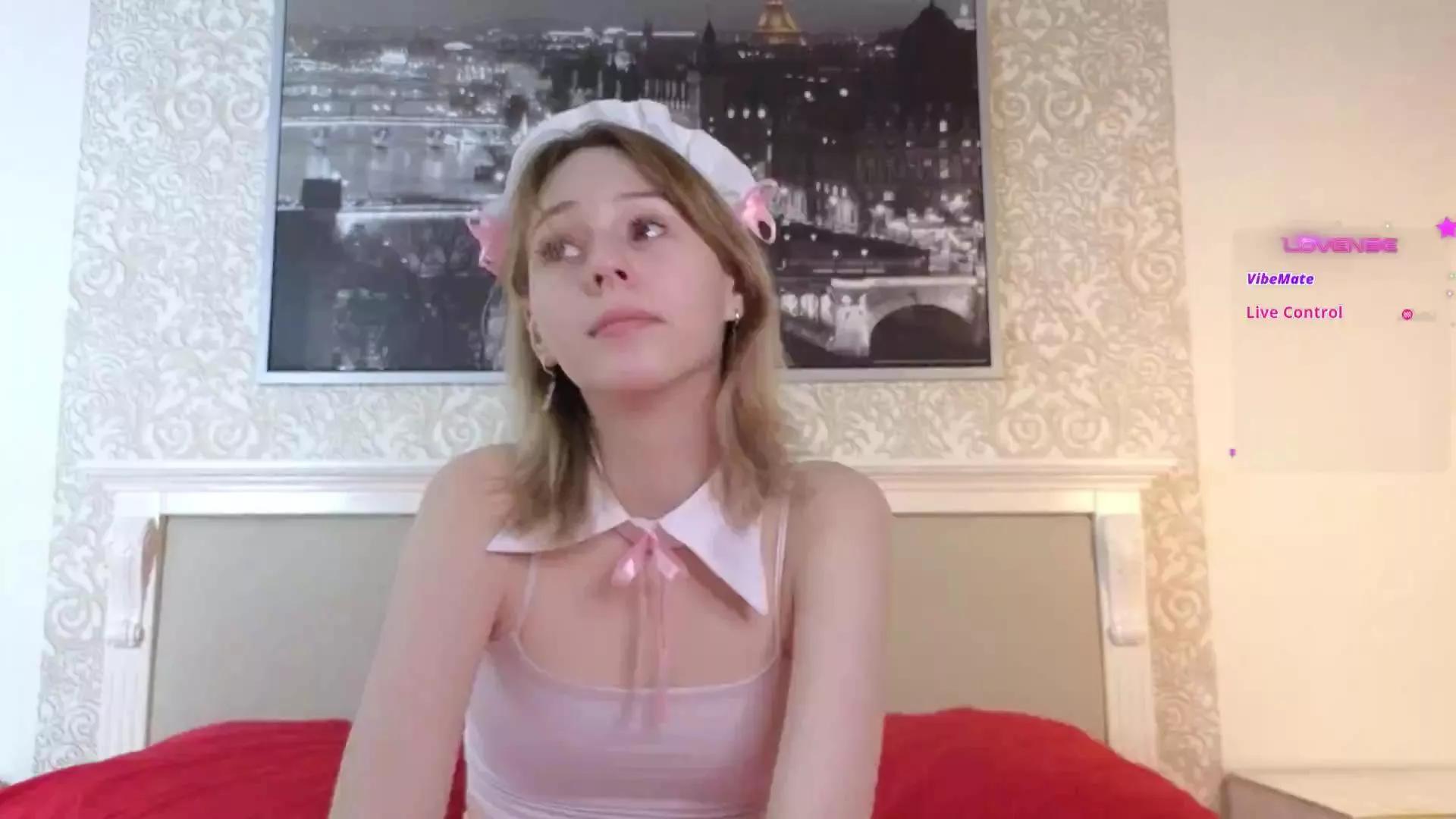 DarleneEdgin on Cam4 