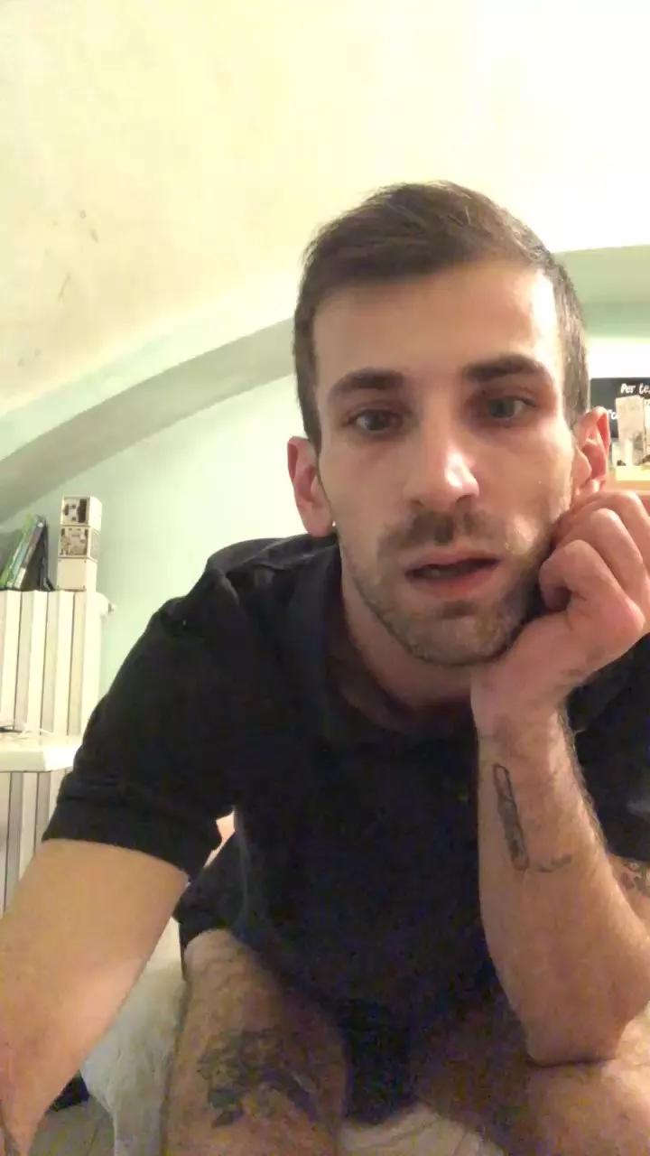 Davlup25 on Cam4 
