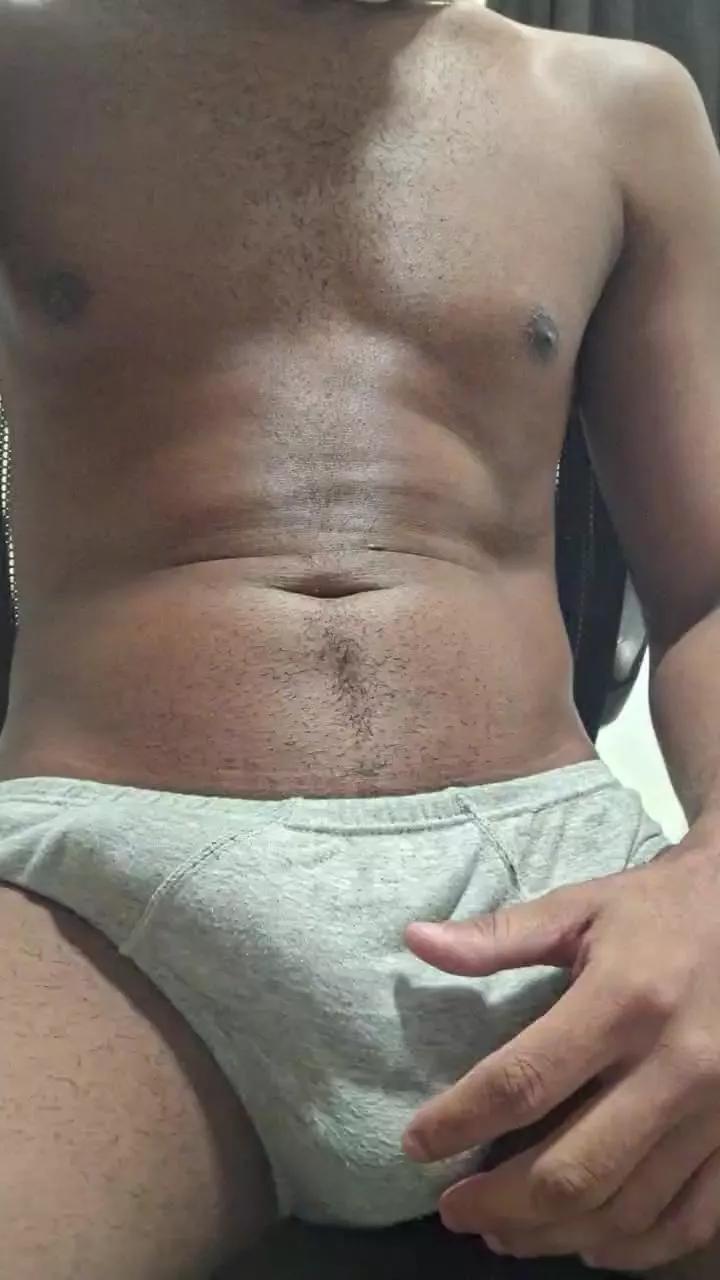 Decalcinha94 on Cam4 