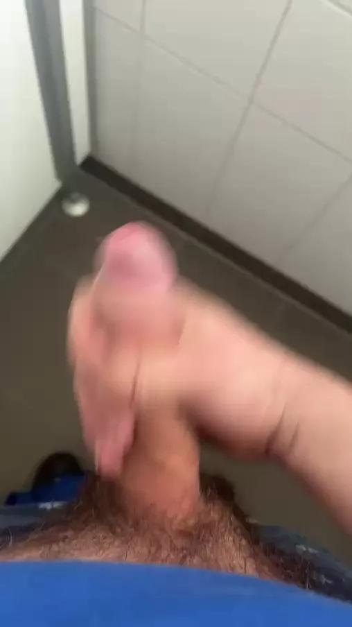 Dickersw02 on Cam4 