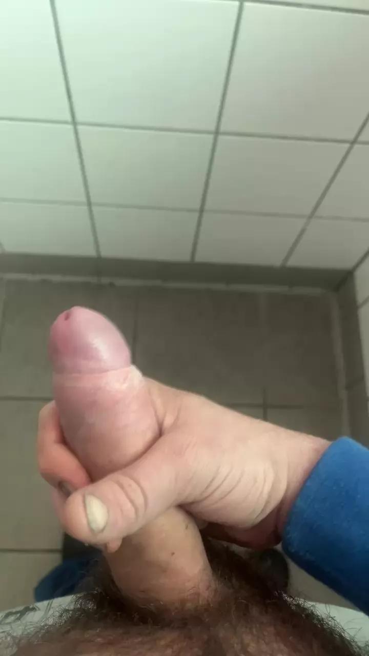 Dickersw02 on Cam4 