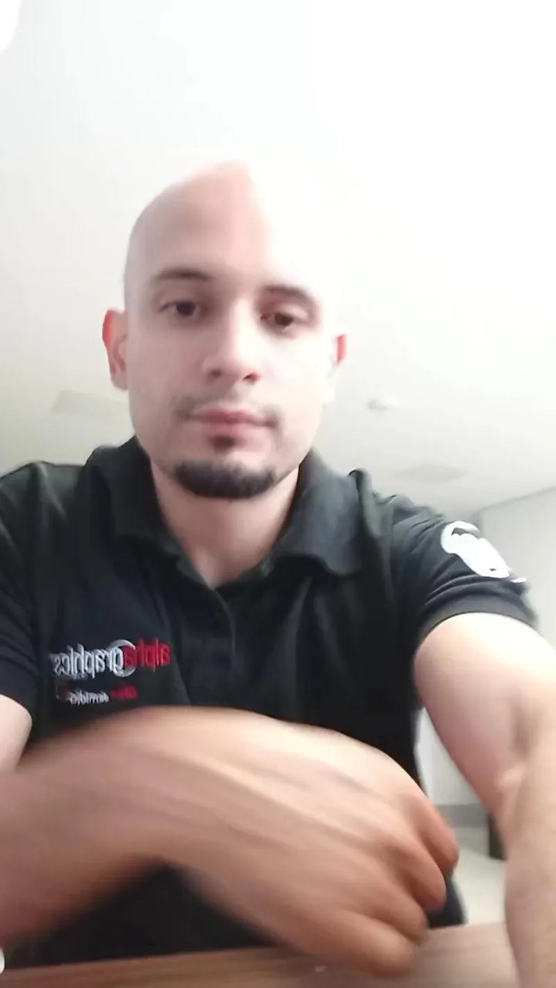 Offline diegocortezbr on Cam4