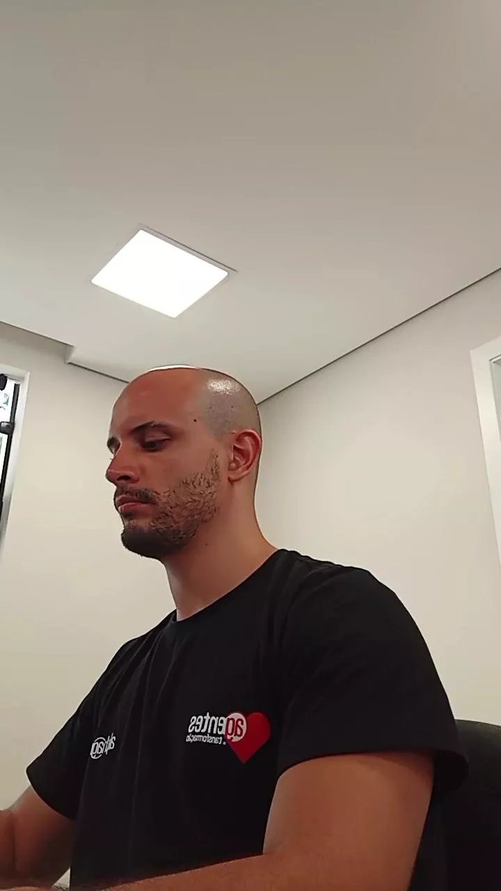 Offline diegocortezbr on Cam4