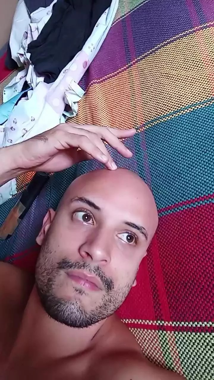 Offline diegocortezbr on Cam4