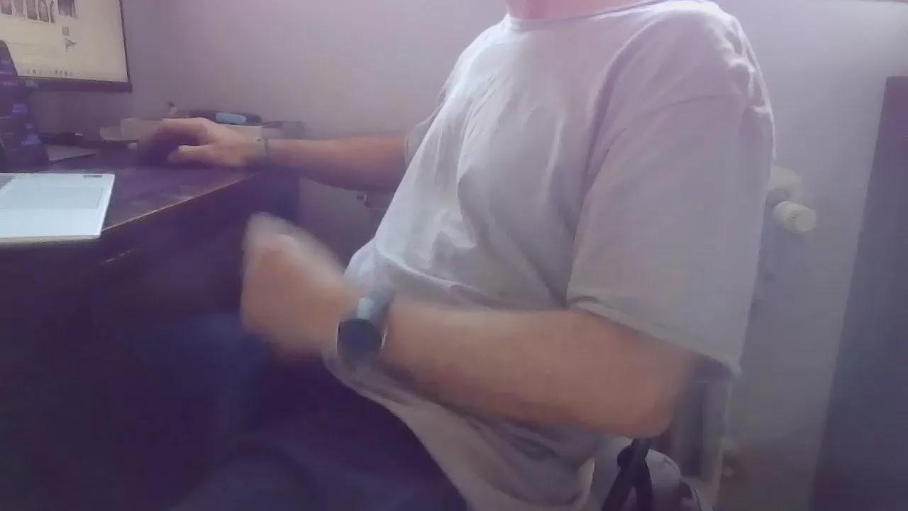 Dotadomasmad on Cam4 