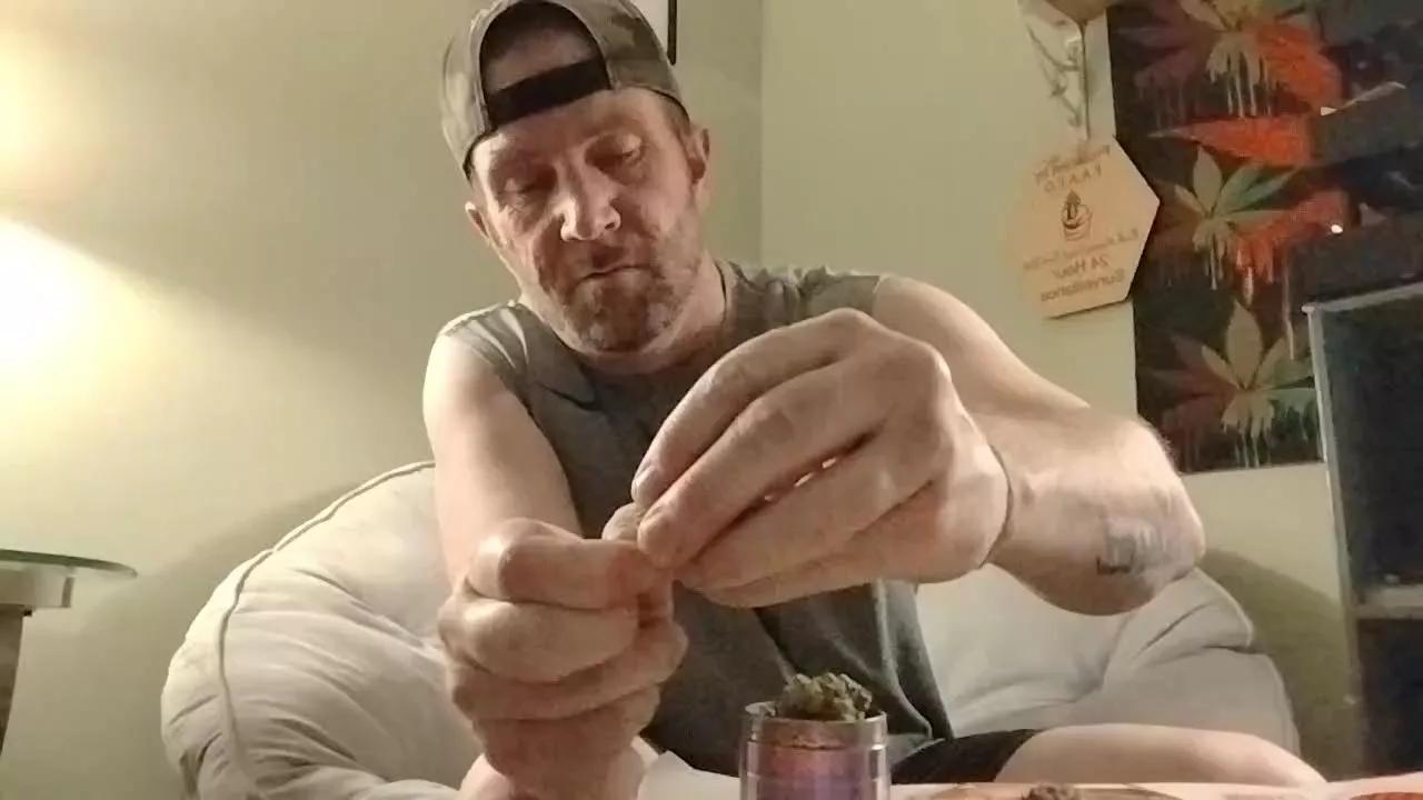 Edwardlong on Cam4 