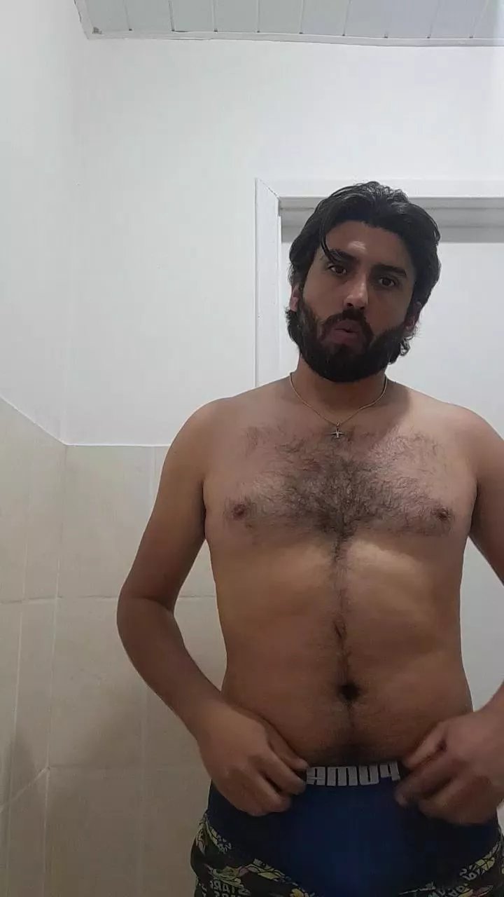 Offline eliashotfun on Cam4