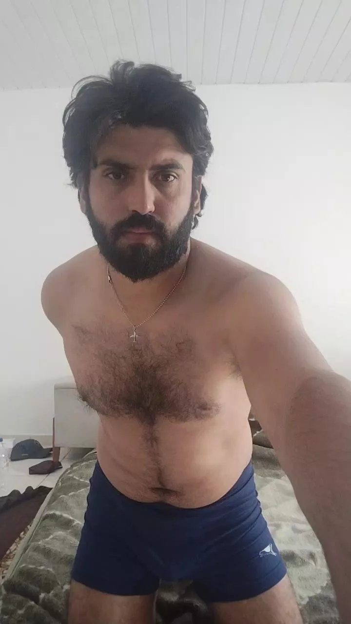 Offline eliashotfun on Cam4