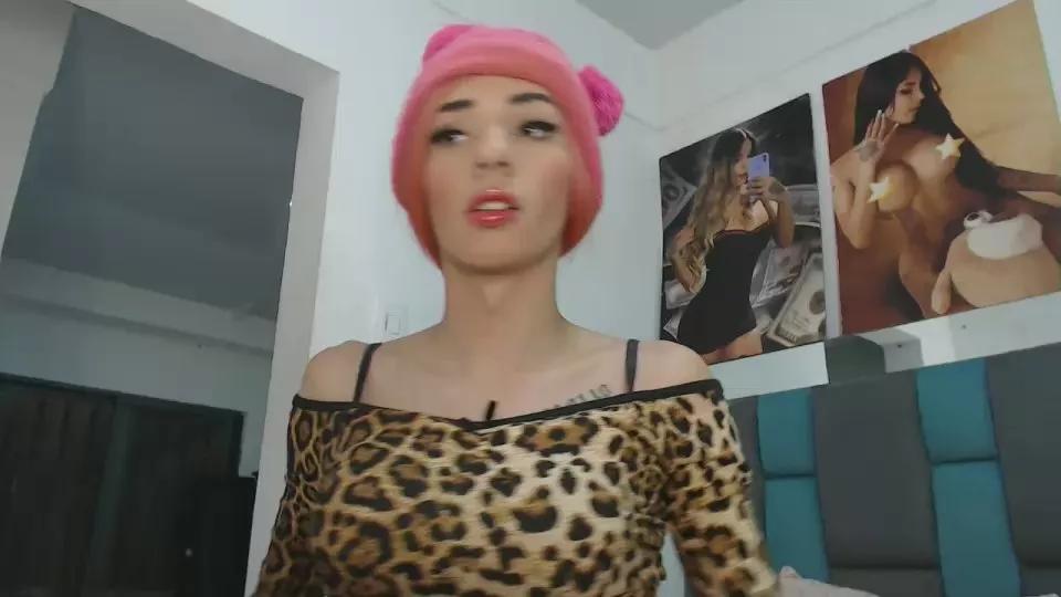 EMMILY_USUGA1 on Cam4 