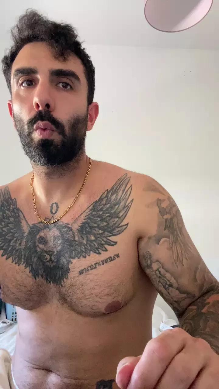 Emperador1990 on Cam4 