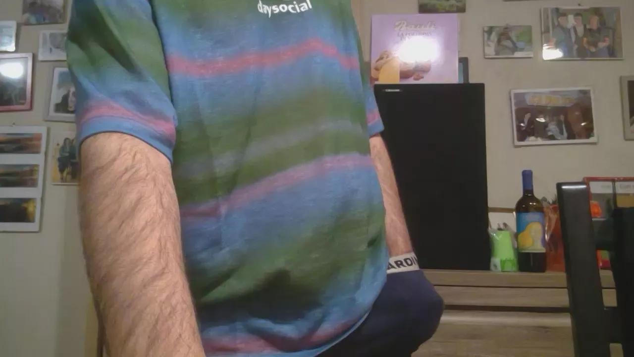 enzocazzo on Cam4 
