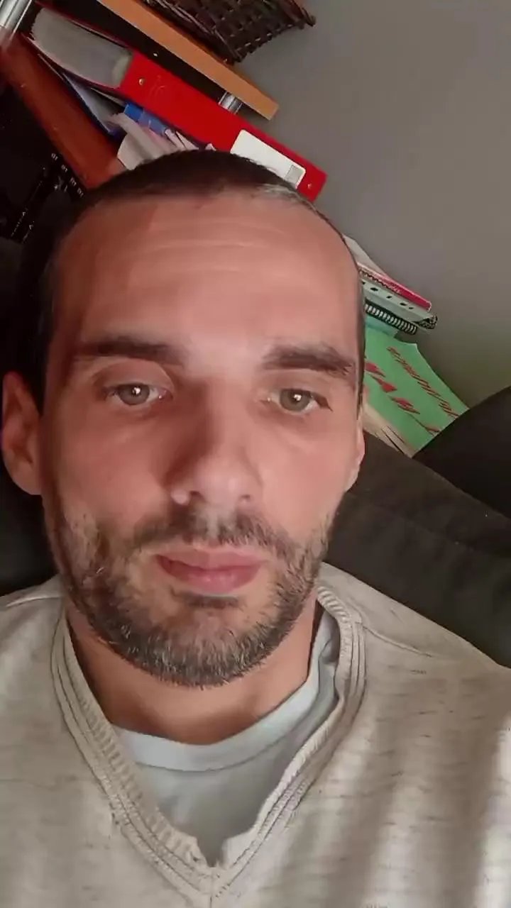 Offline gadget00 on Cam4