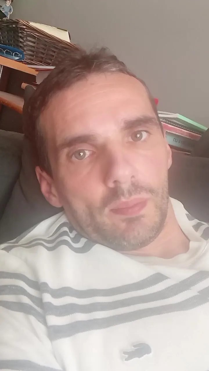 Offline gadget00 on Cam4