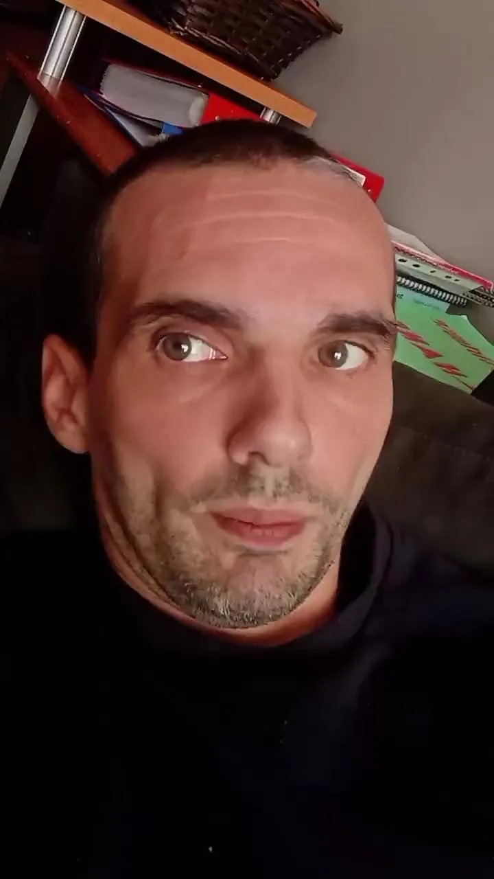 Offline gadget00 on Cam4