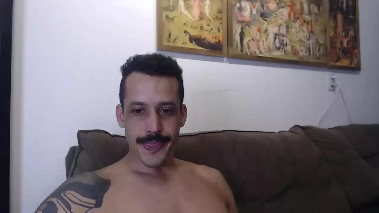 GATOXXLBR on Cam4 