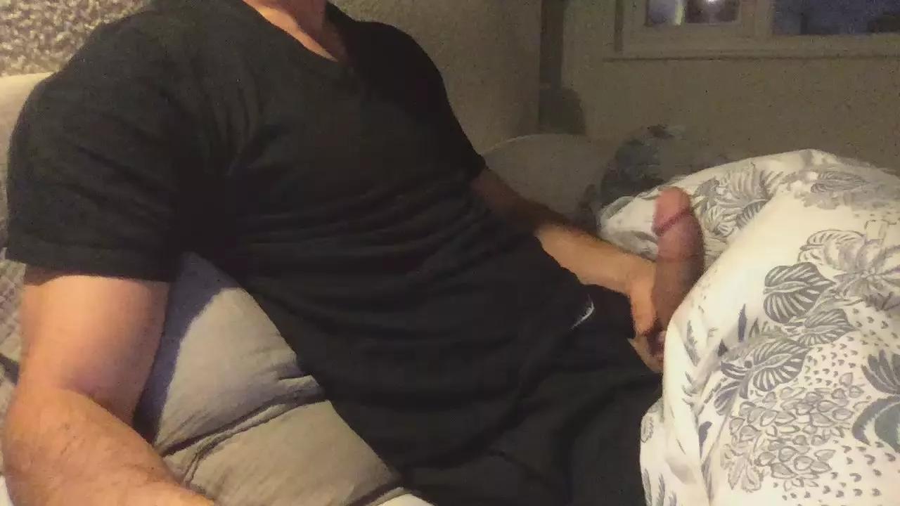 GCreturns on Cam4 