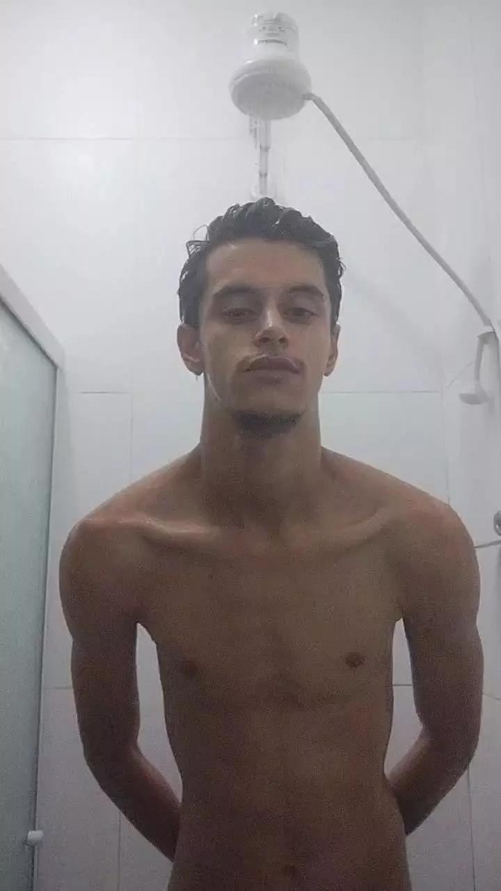 GiganteOMenino on Cam4 