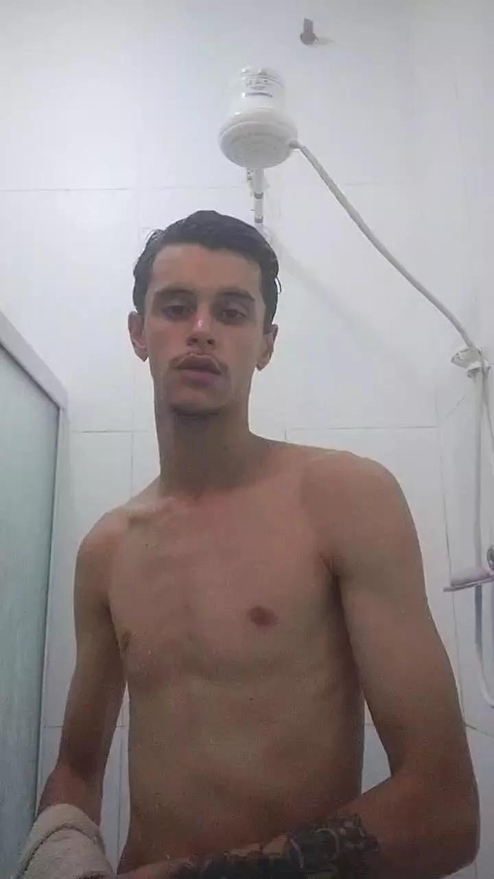 GiganteOMenino on Cam4 