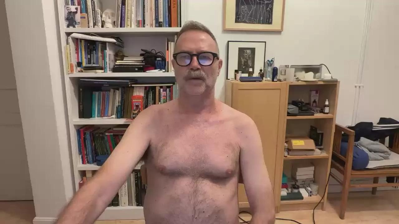 hairystd on Cam4 