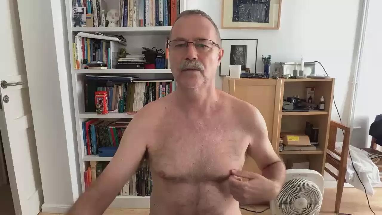hairystd on Cam4 