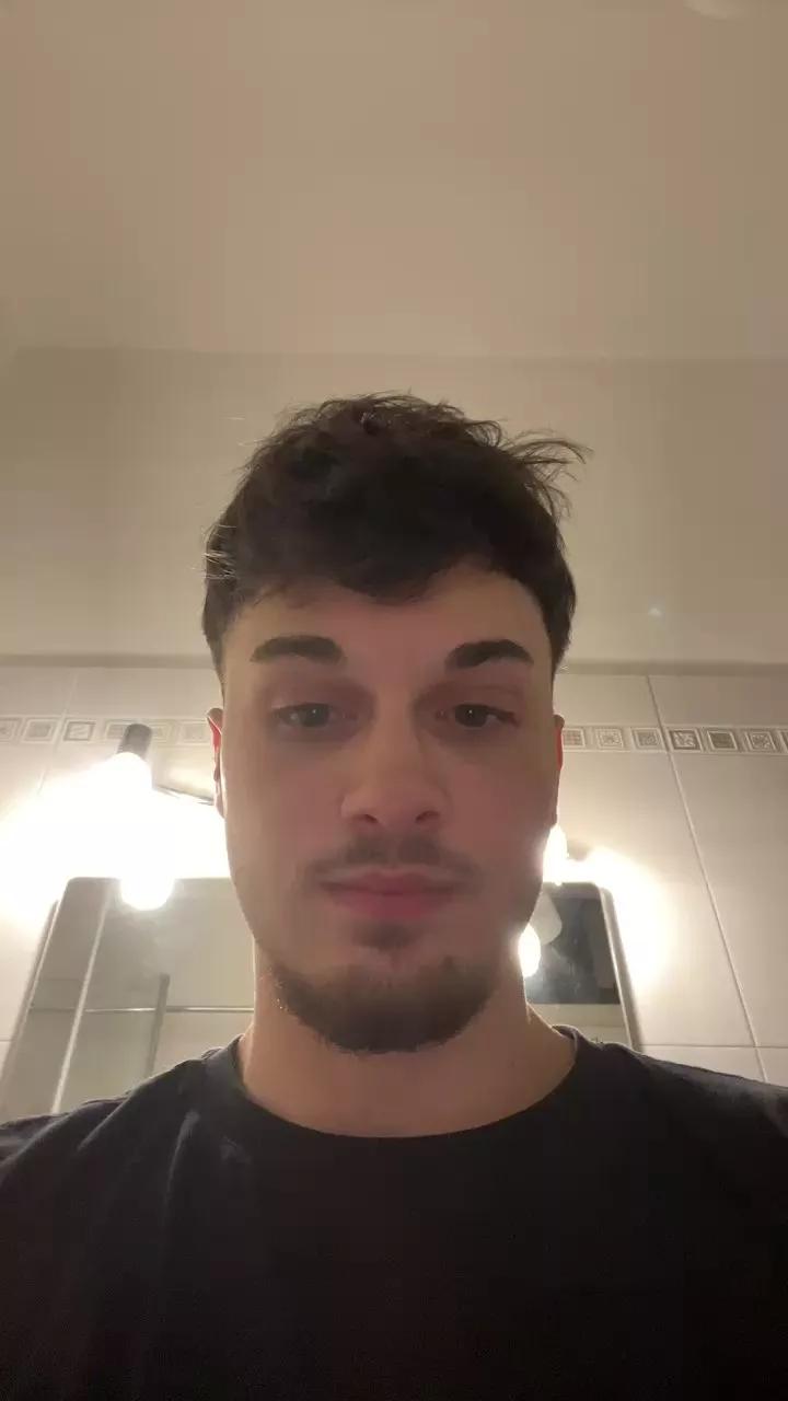 Hank_04 on Cam4 