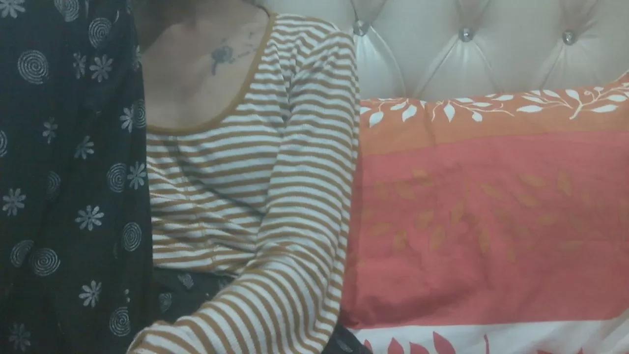 Harlequuinnn on Cam4 