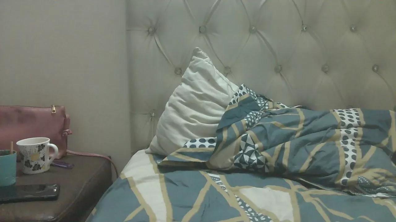 Harlequuinnn on Cam4 