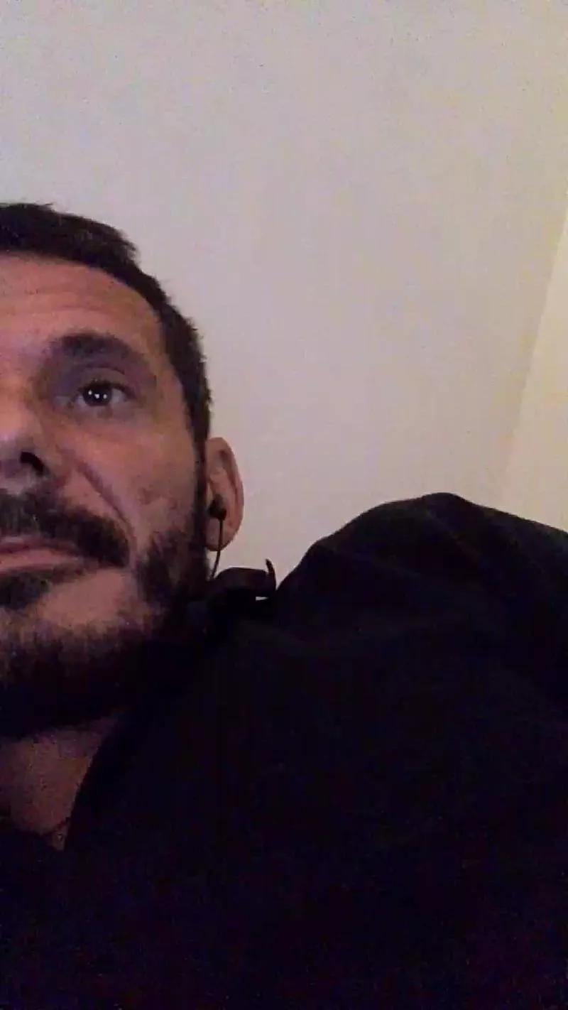 Hugo1387l on Cam4 