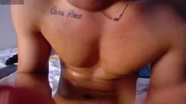 IronTouchh on Cam4 