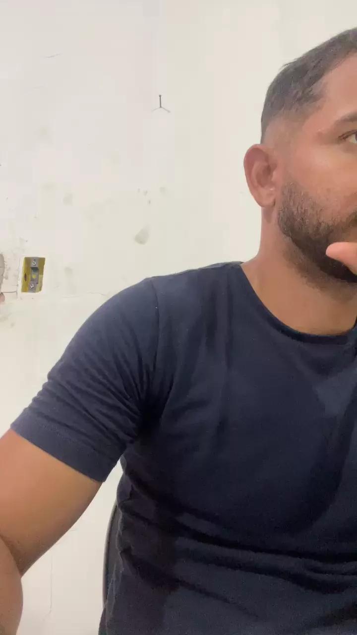 ivanjuniior_ on Cam4 