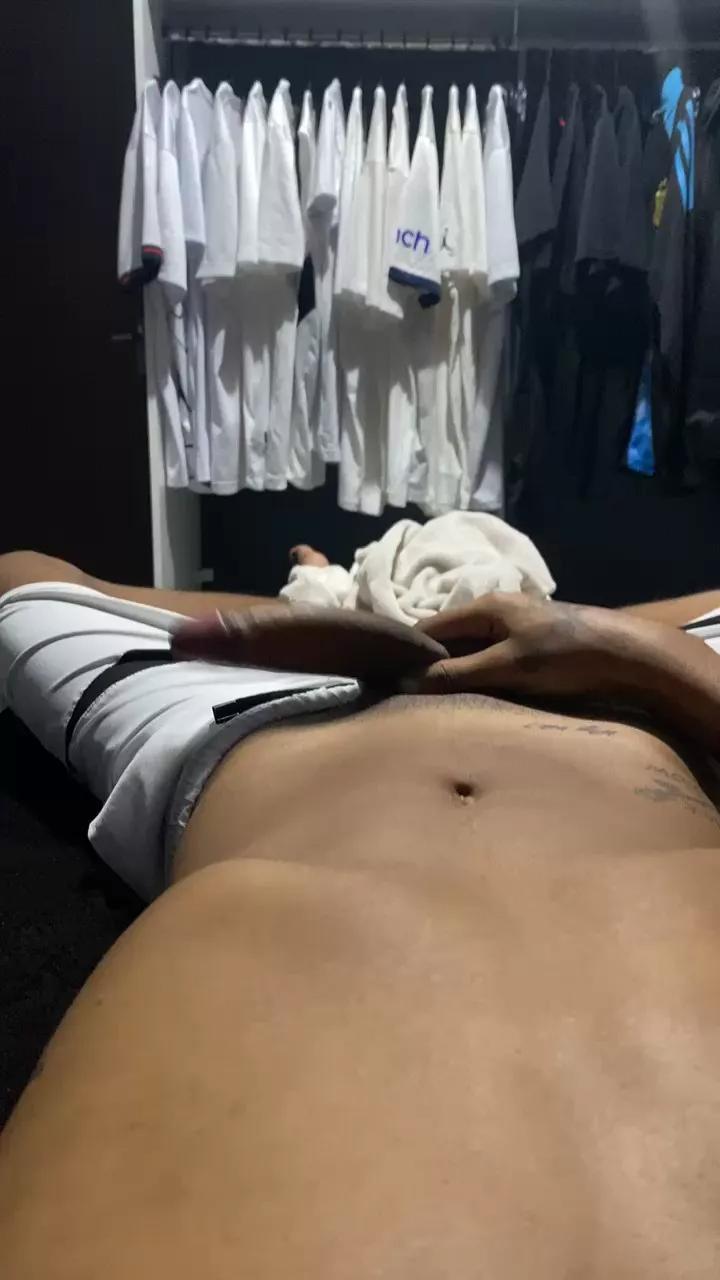 jeffsennyhot on Cam4 