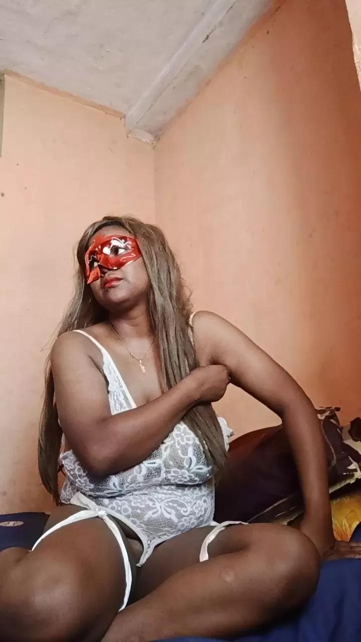 Jennia234 on Cam4 