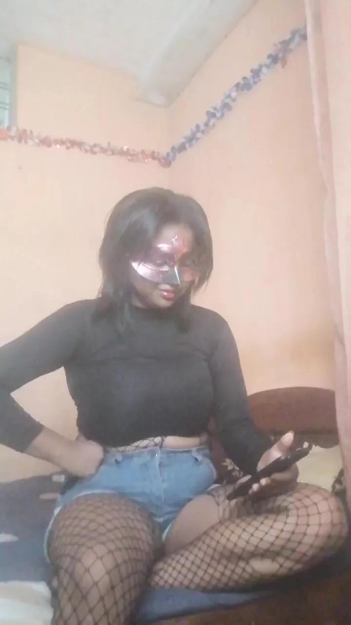 Jennia234 on Cam4 
