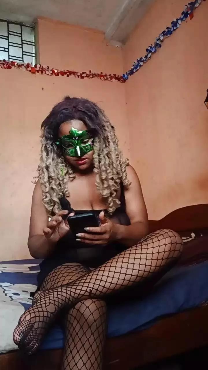 Jennia234 on Cam4 