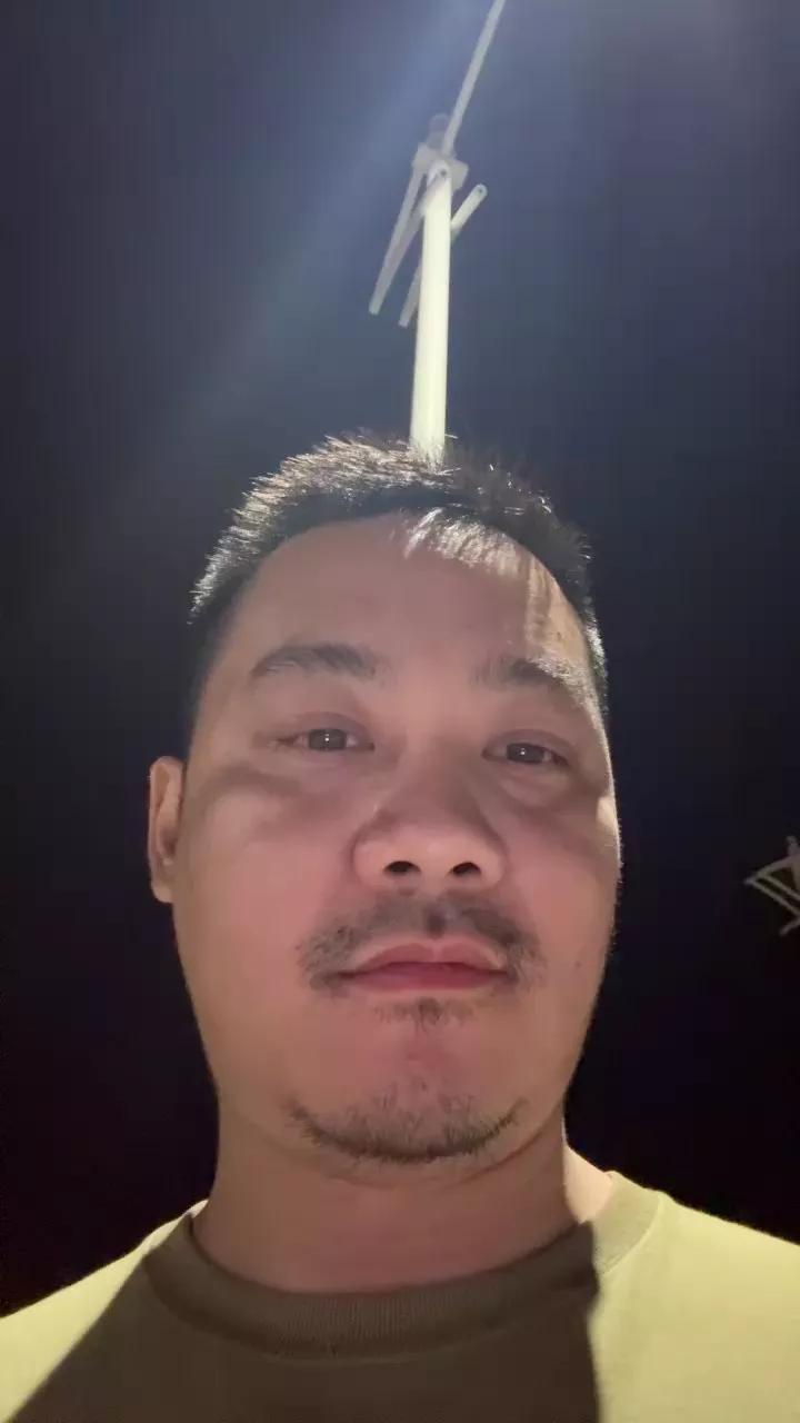 ji3g4g3x96aj3 on Cam4 