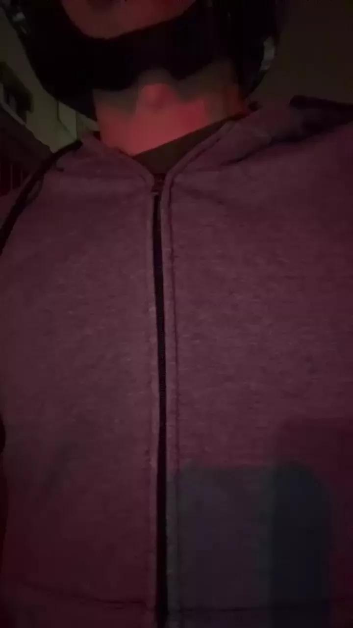 ji3g4g3x96aj3 on Cam4 