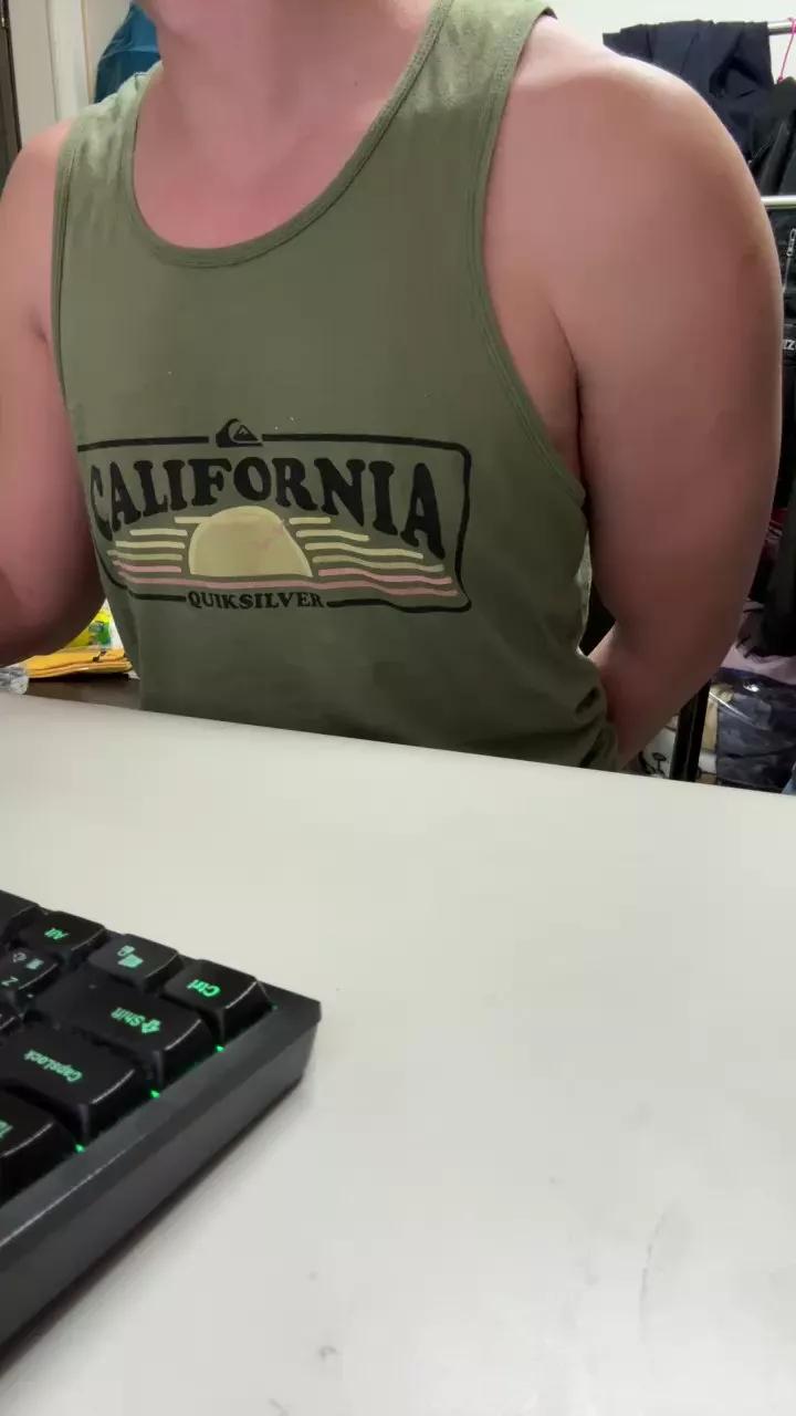 ji3g4g3x96aj3 on Cam4 
