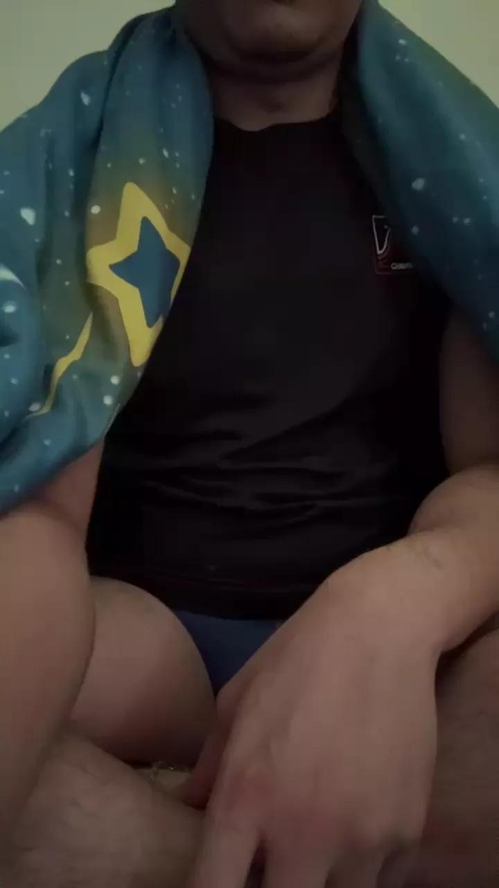 ji3g4g3x96aj3 on Cam4 