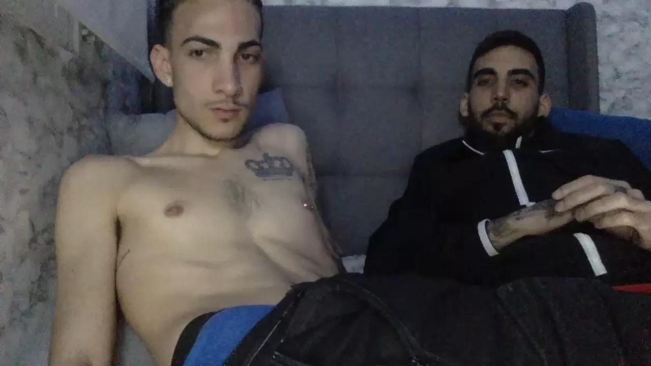 Jotadoble21 on Cam4 