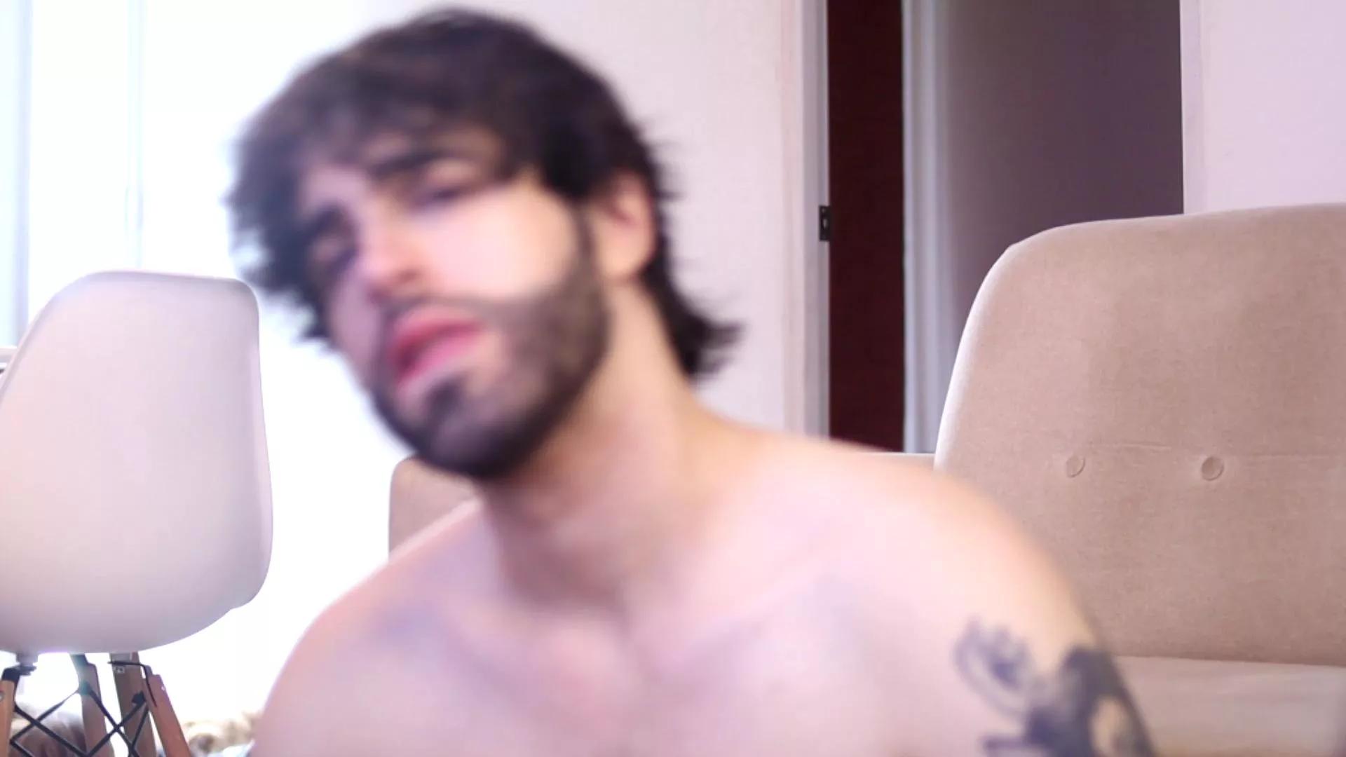 juanrizzo on Cam4 