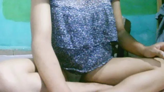 Offline Juliesweety on Cam4