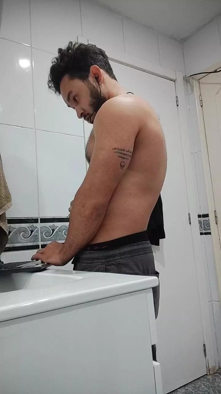 Kalio on Cam4 