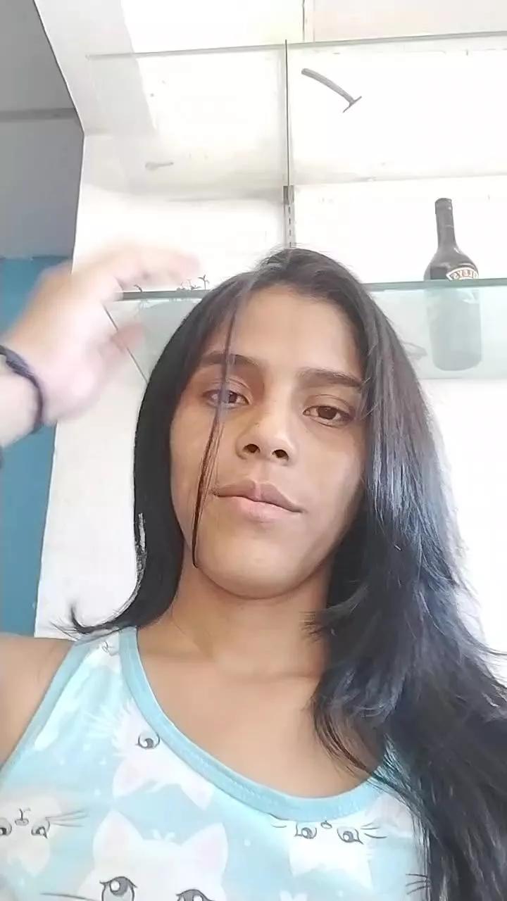 Karlasubfetish on Cam4 