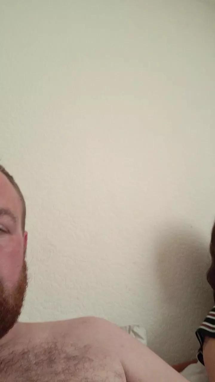 kentishcouple25 on Cam4 