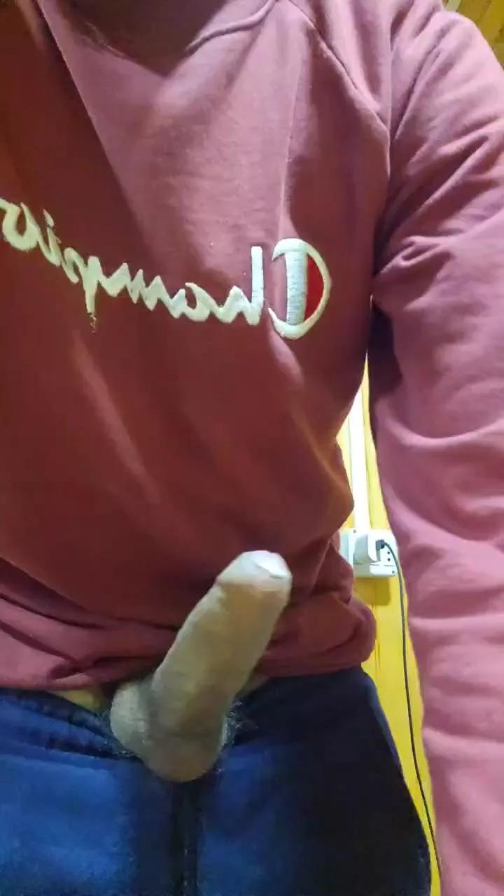 Kristopher35 on Cam4 