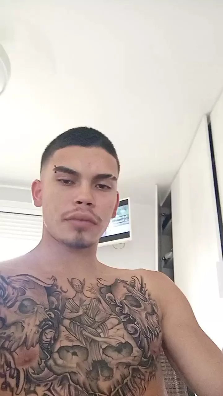 Offline KunstCroff on Cam4