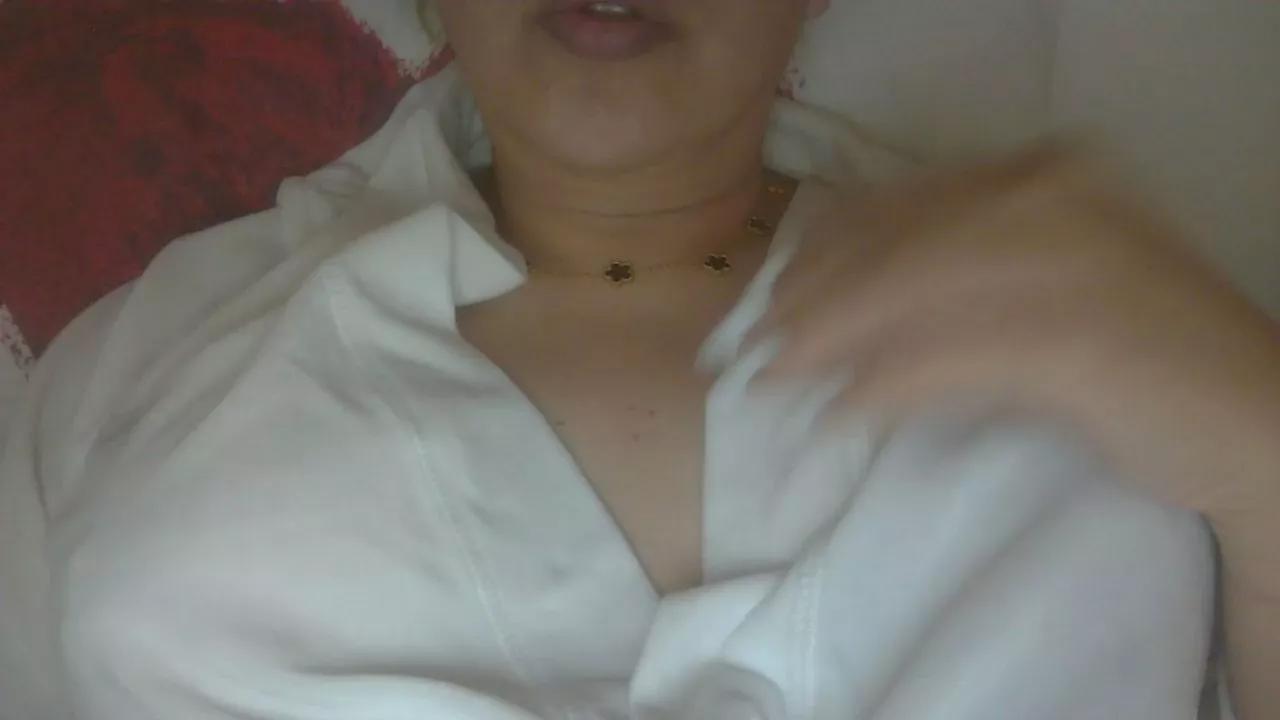 laylasan071 on Cam4 
