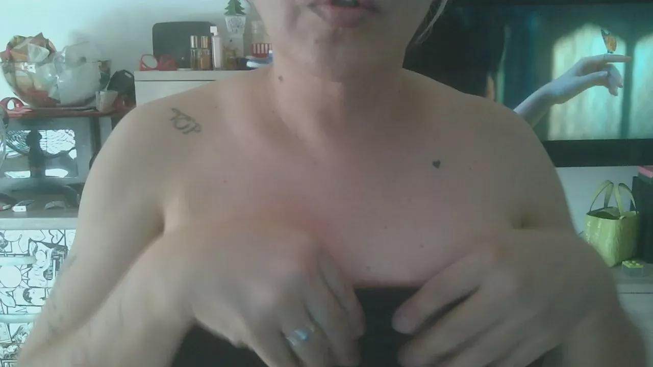 laylasan071 on Cam4 