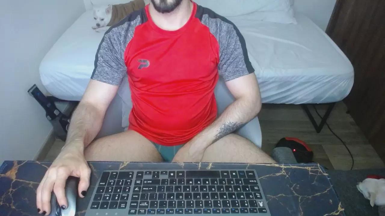 Lealboy on Cam4 